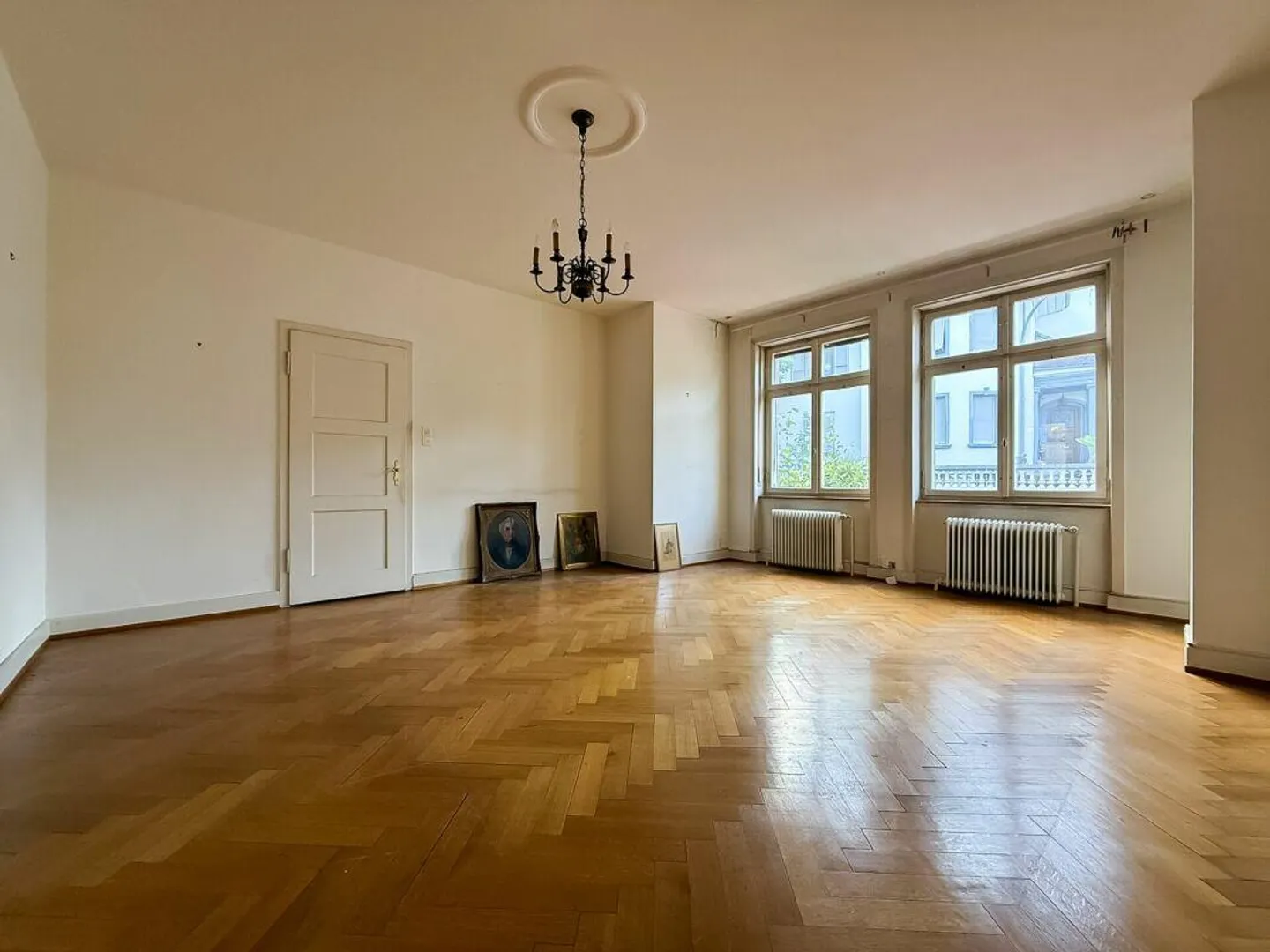 Representative Townhouse with 250m2 in Gundeli - Photo 4 of 12