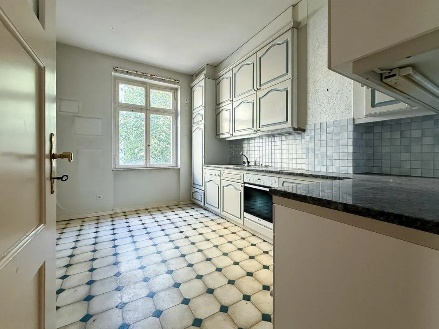 Representative Townhouse with 250m2 in Gundeli - Photo 5 of 12