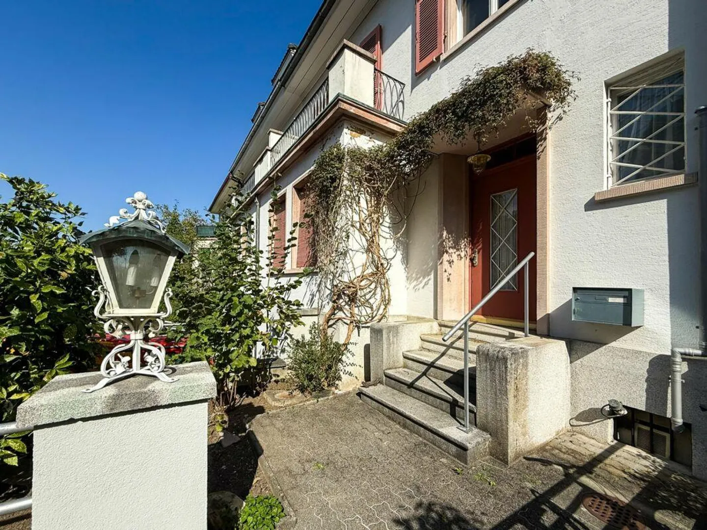 Representative Townhouse with 250m2 in Gundeli - Photo 12 of 12