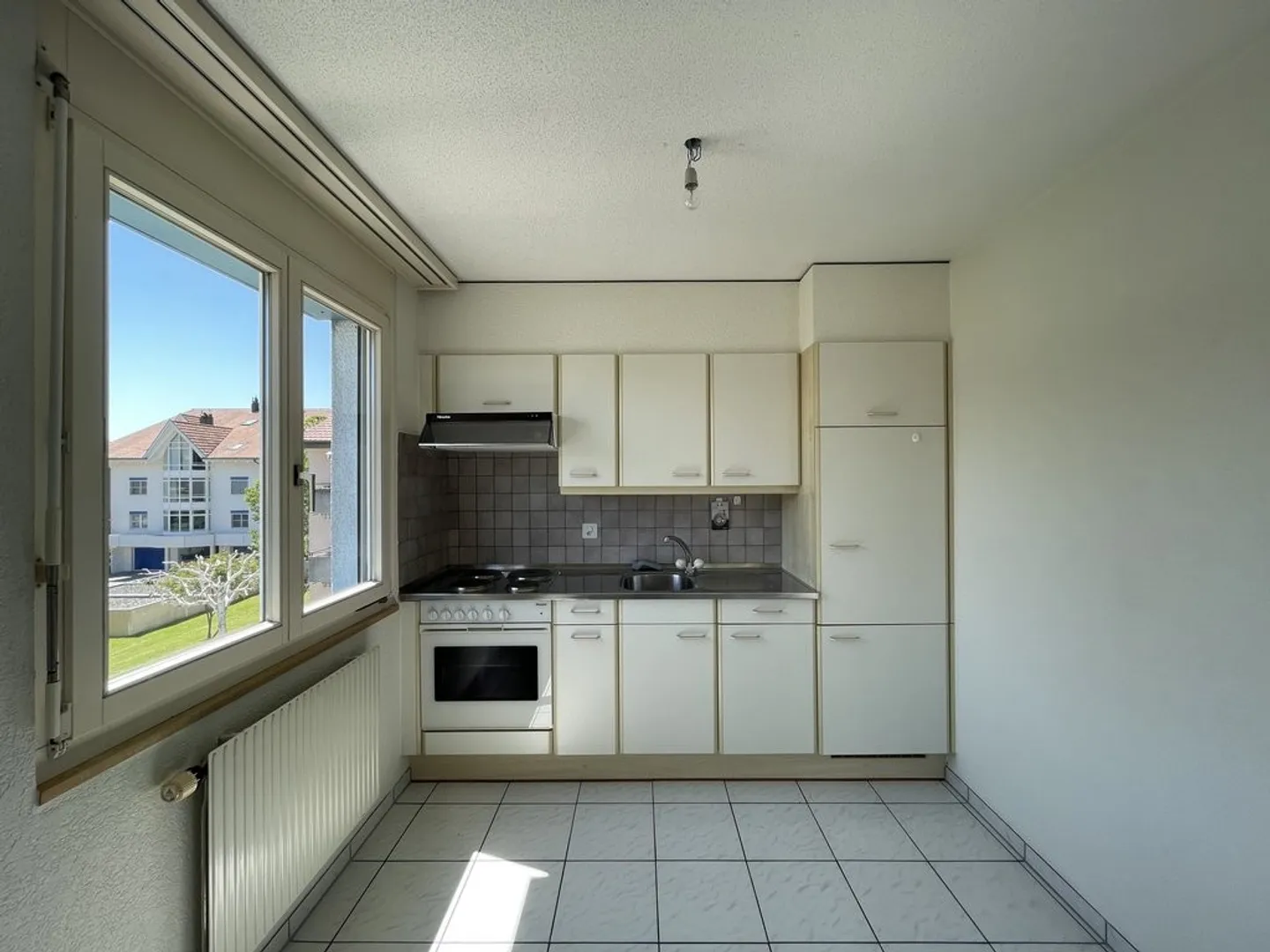 CORDAST - 1.5 pièces au 2ème étage - Photo 2 sur 7