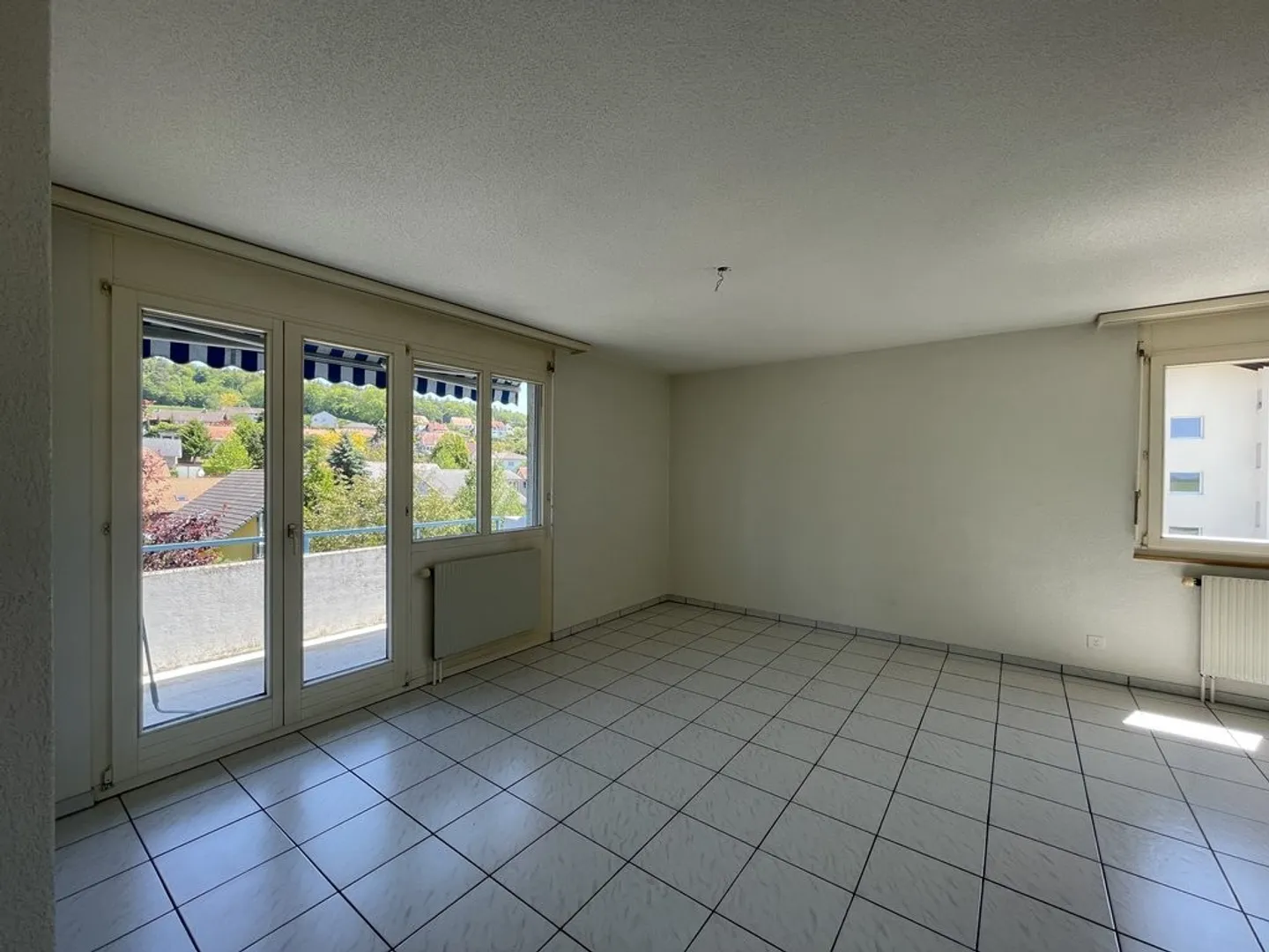 CORDAST - 1.5 pièces au 2ème étage - Photo 4 sur 7