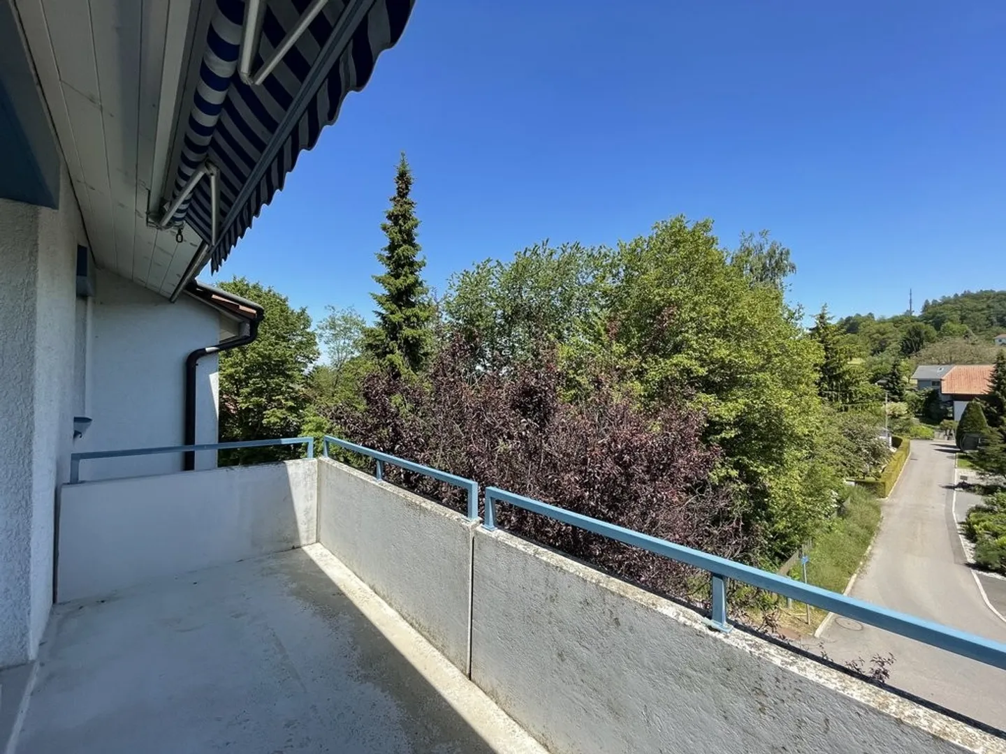 CORDAST - 1.5 pièces au 2ème étage - Photo 5 sur 7