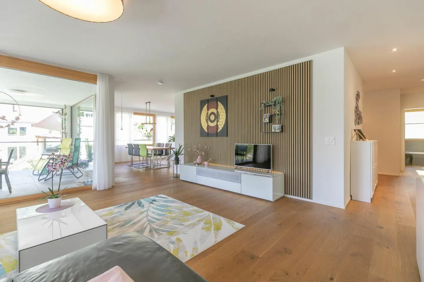 4.5-Zi-Wohnung mit unverbaubarer Weitsicht - Foto 3 von 13