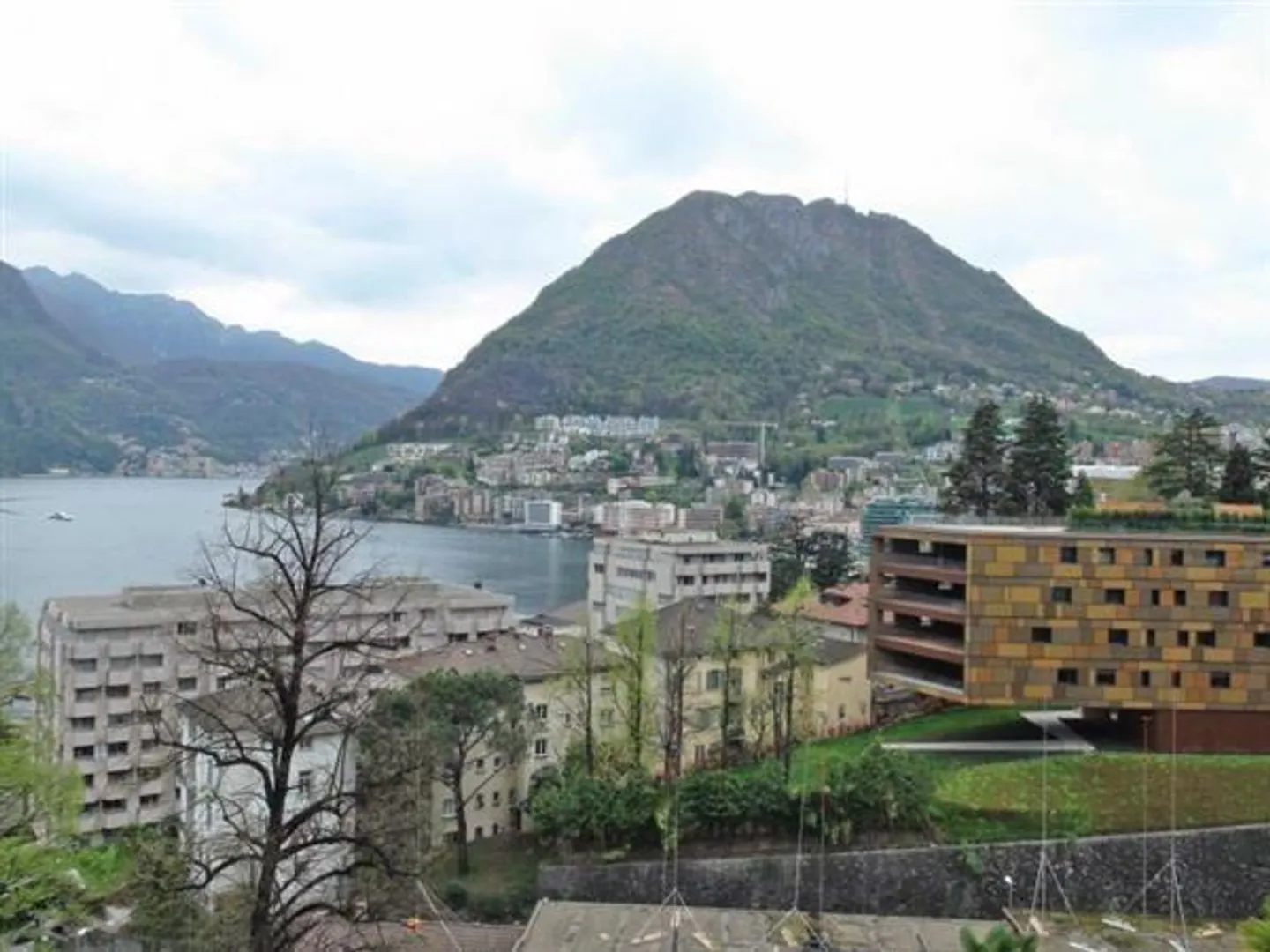 Lugano: Appartamento 3.5 locali - Foto 1 di 7