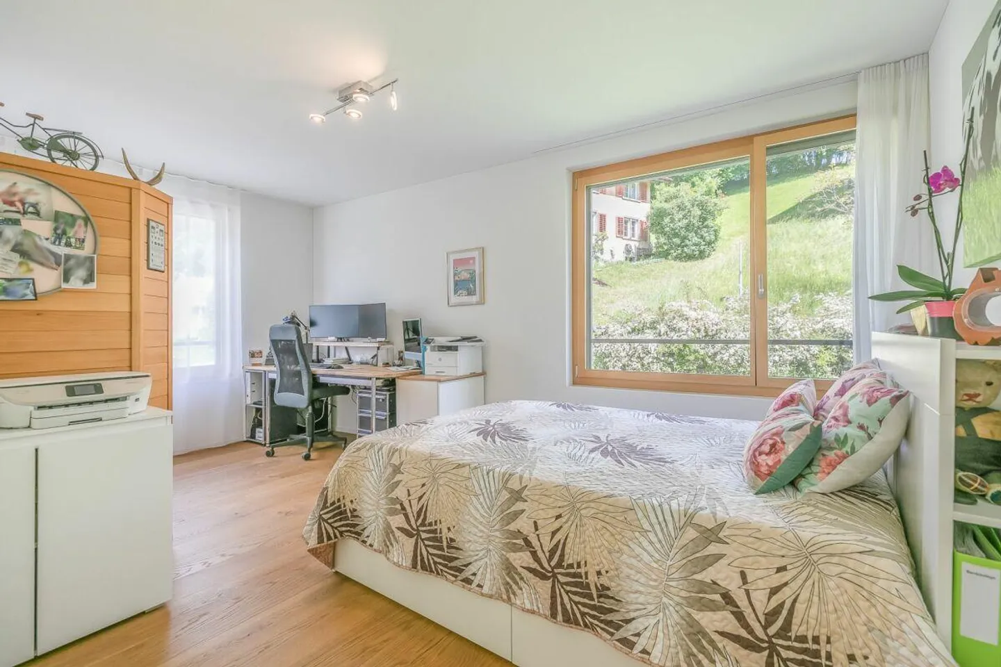 4.5-Zi-Wohnung mit unverbaubarer Weitsicht - Foto 10 von 13