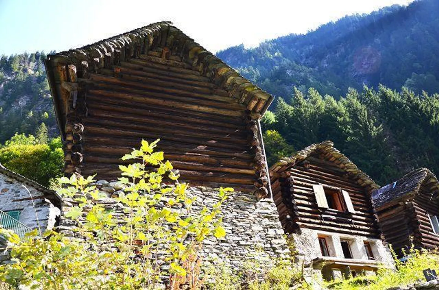 2 Rustic Houses in the Mountains with Small Garden - Photo 1 of 13
