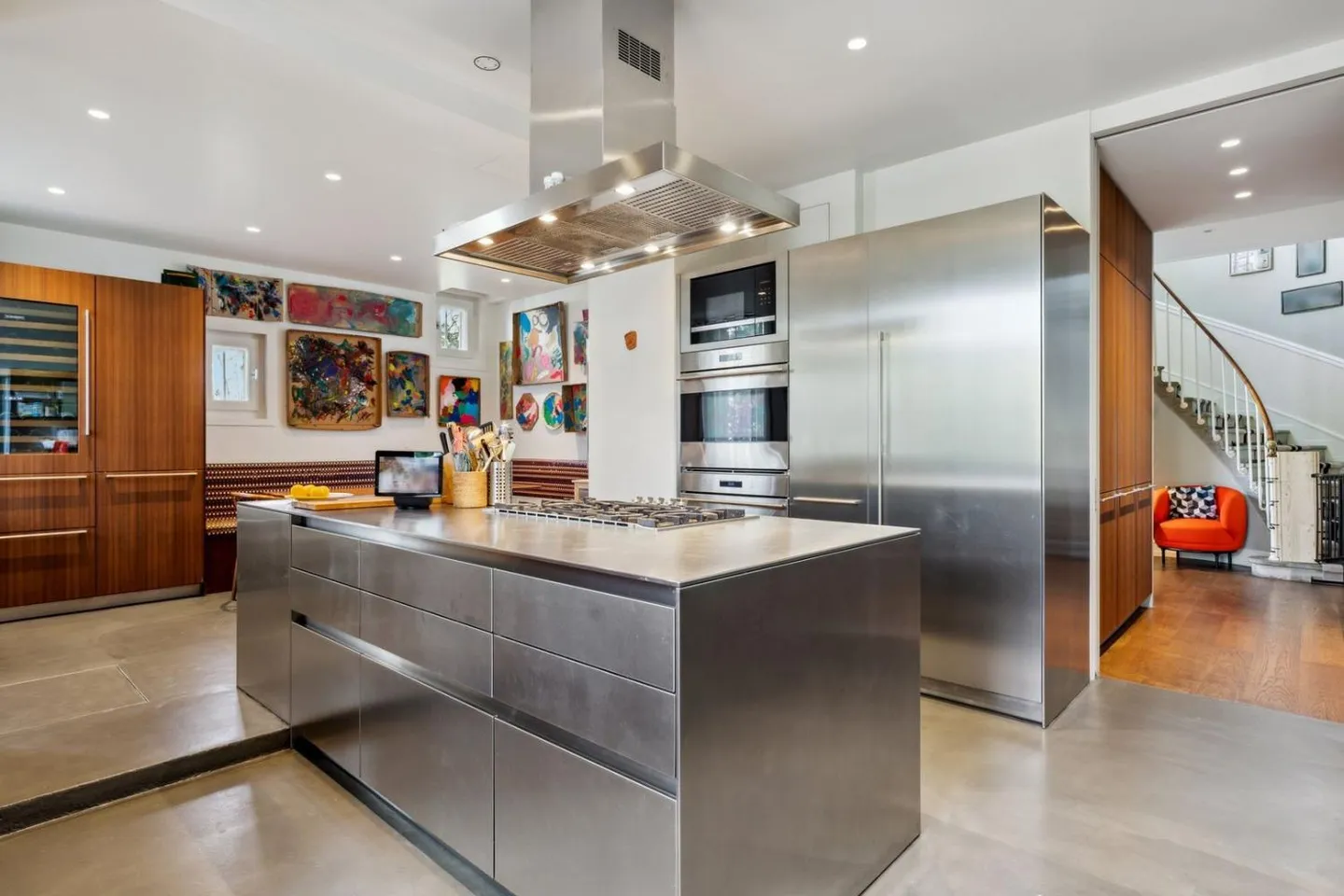 Property of Exception, two steps from the lake - Photo 12 of 13