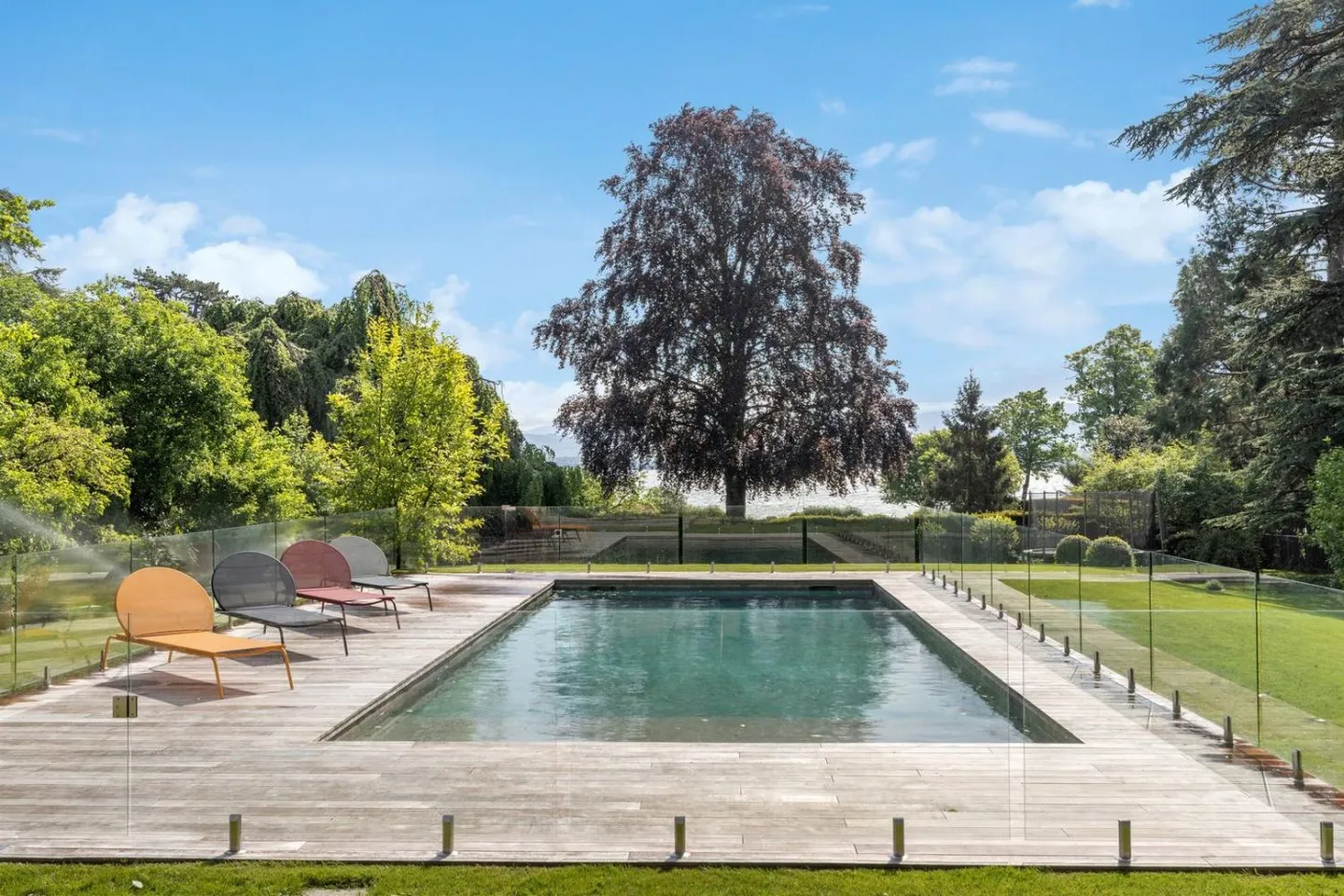 Property of Exception, two steps from the lake - Photo 9 of 13