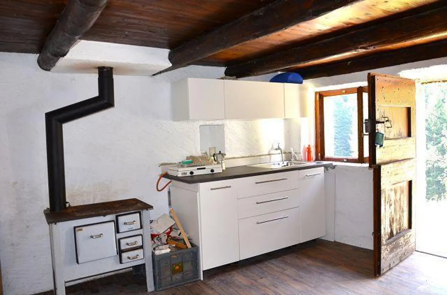 2 Rustic Houses in the Mountains with Small Garden - Photo 5 of 13