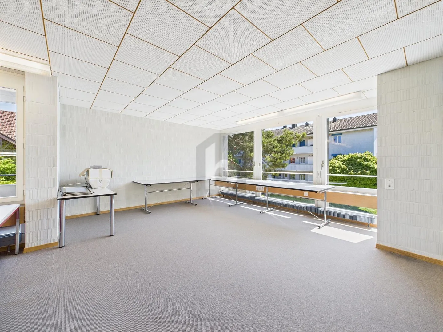 Office space for rent - Photo 5 of 9
