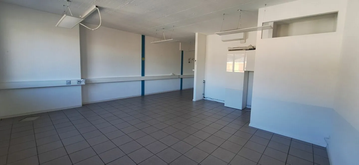 Gewerbliche Immobilie in Wallis - Foto 3 von 7