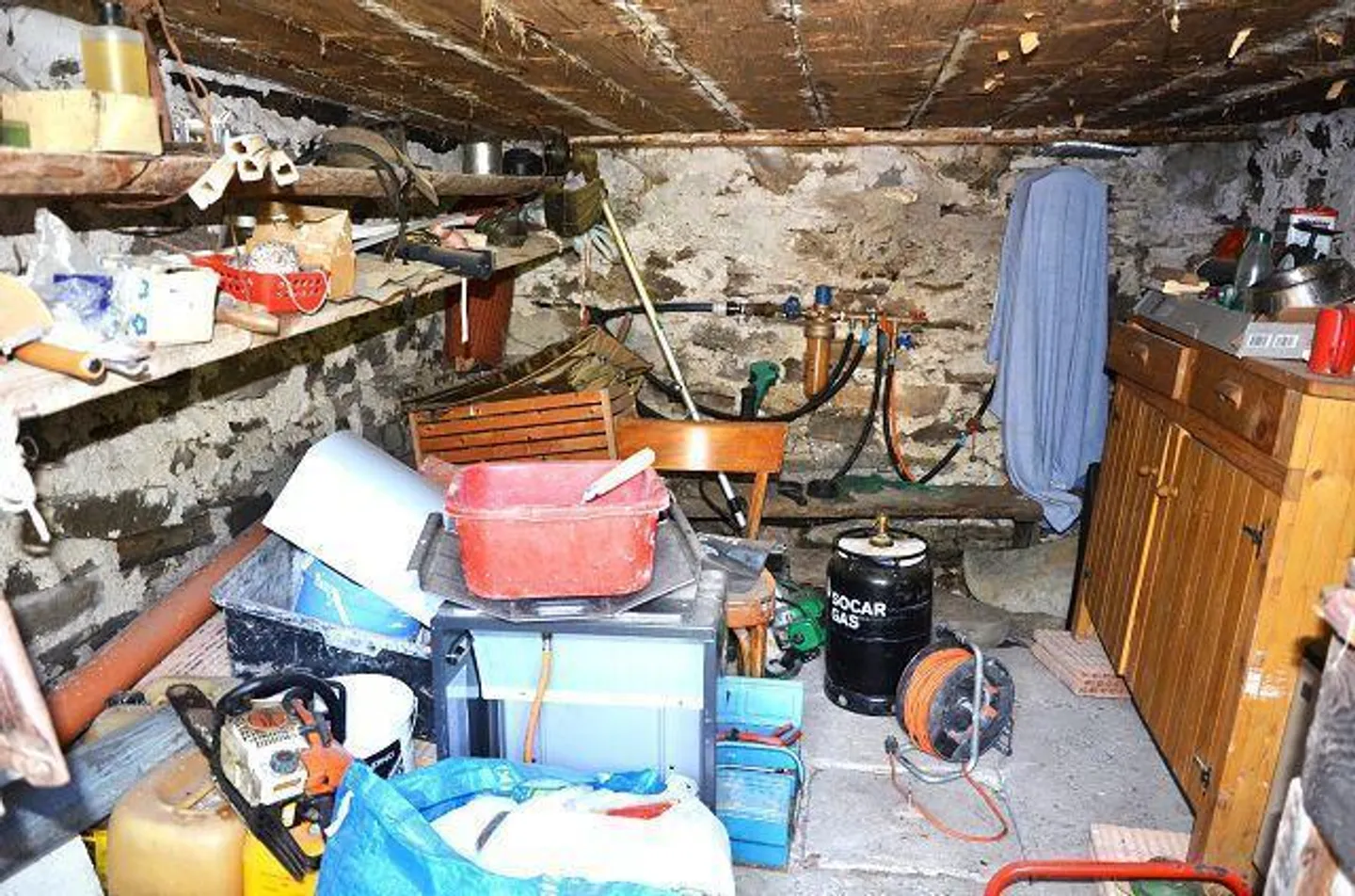 2 Rustic Houses in the Mountains with Small Garden - Photo 10 of 13