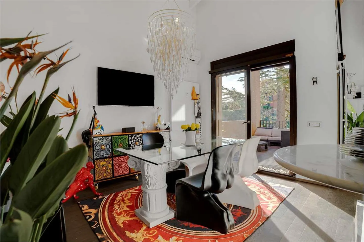 Luxury apartment 4.5 rooms with partial lake view in Lugano for sale - Photo 2 of 5