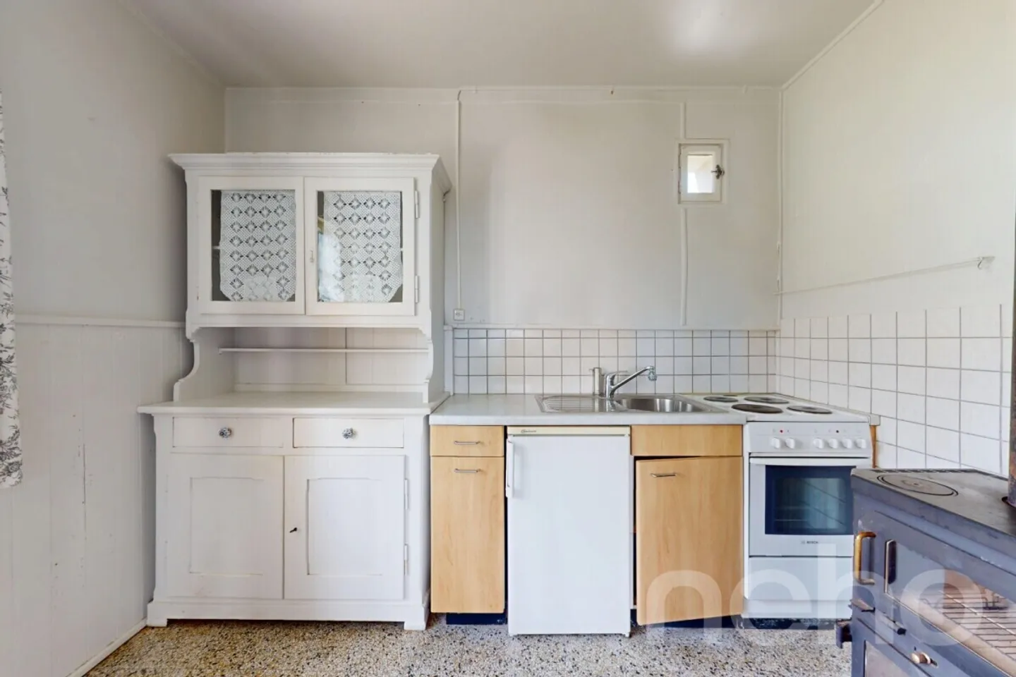 Magnifica casa indipendente da ristrutturare a Boudry - Foto 9 di 13