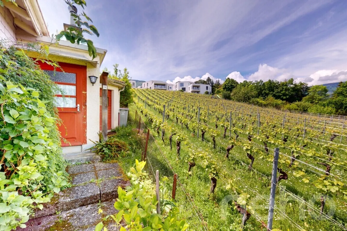 Magnifica casa indipendente da ristrutturare a Boudry - Foto 4 di 13