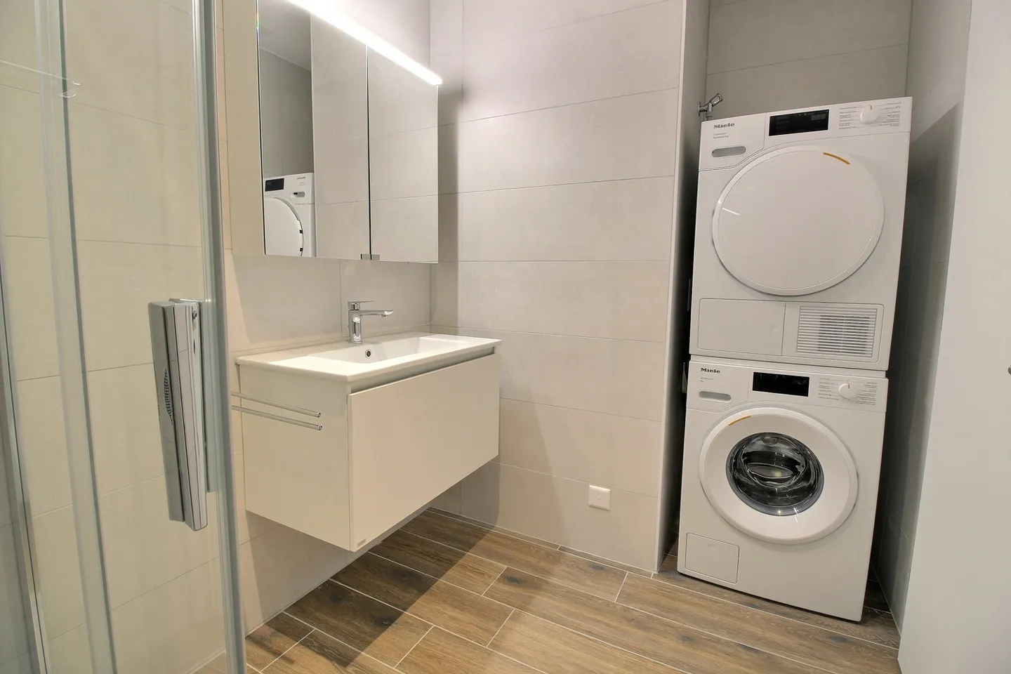 Wunderschöne 4,5-Zimmer-Wohnung zur Miete in Marly - Foto 5 von 11