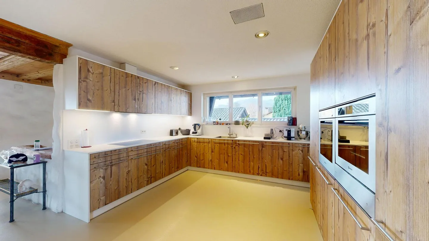 Bâtiment résidentiel et commercial polyvalent avec charme - Photo 4 sur 9