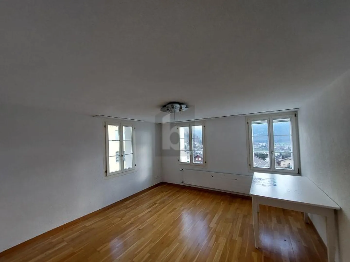 4.5 Room Apartment - Photo 4 of 6