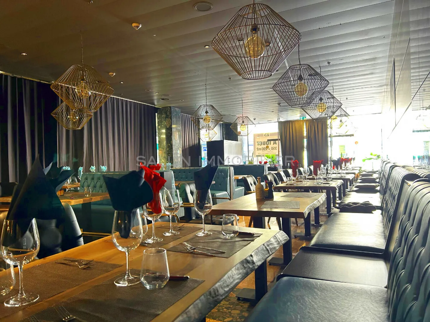 RESTAURANT/COMMERCIAL SPACE OF 418 M2 - Photo 2 of 21