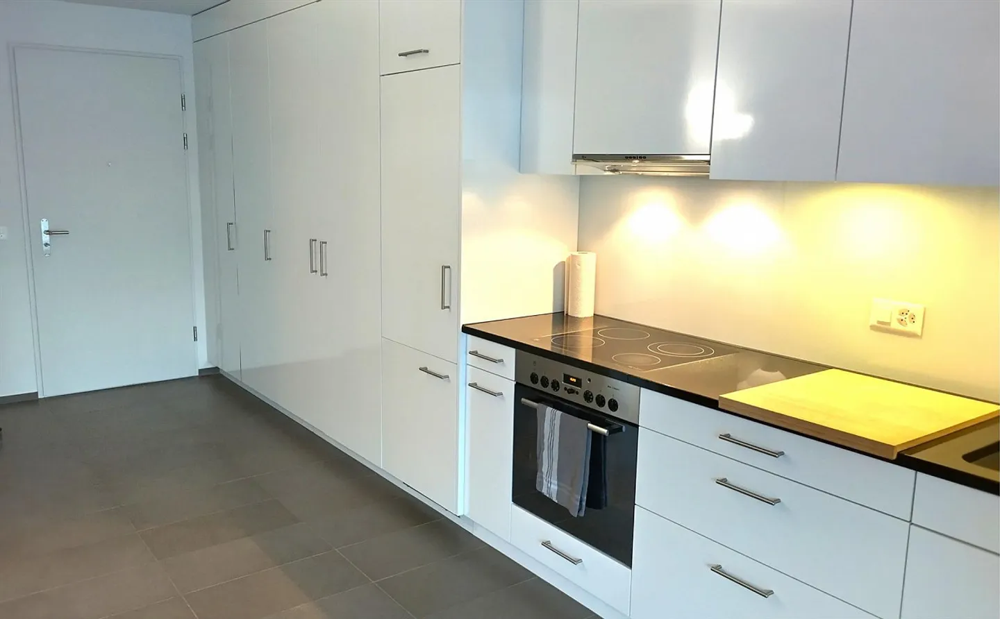 Célibataires et navetteurs à l'écoute - Studio moderne à Schindellegi - Photo 2 sur 5