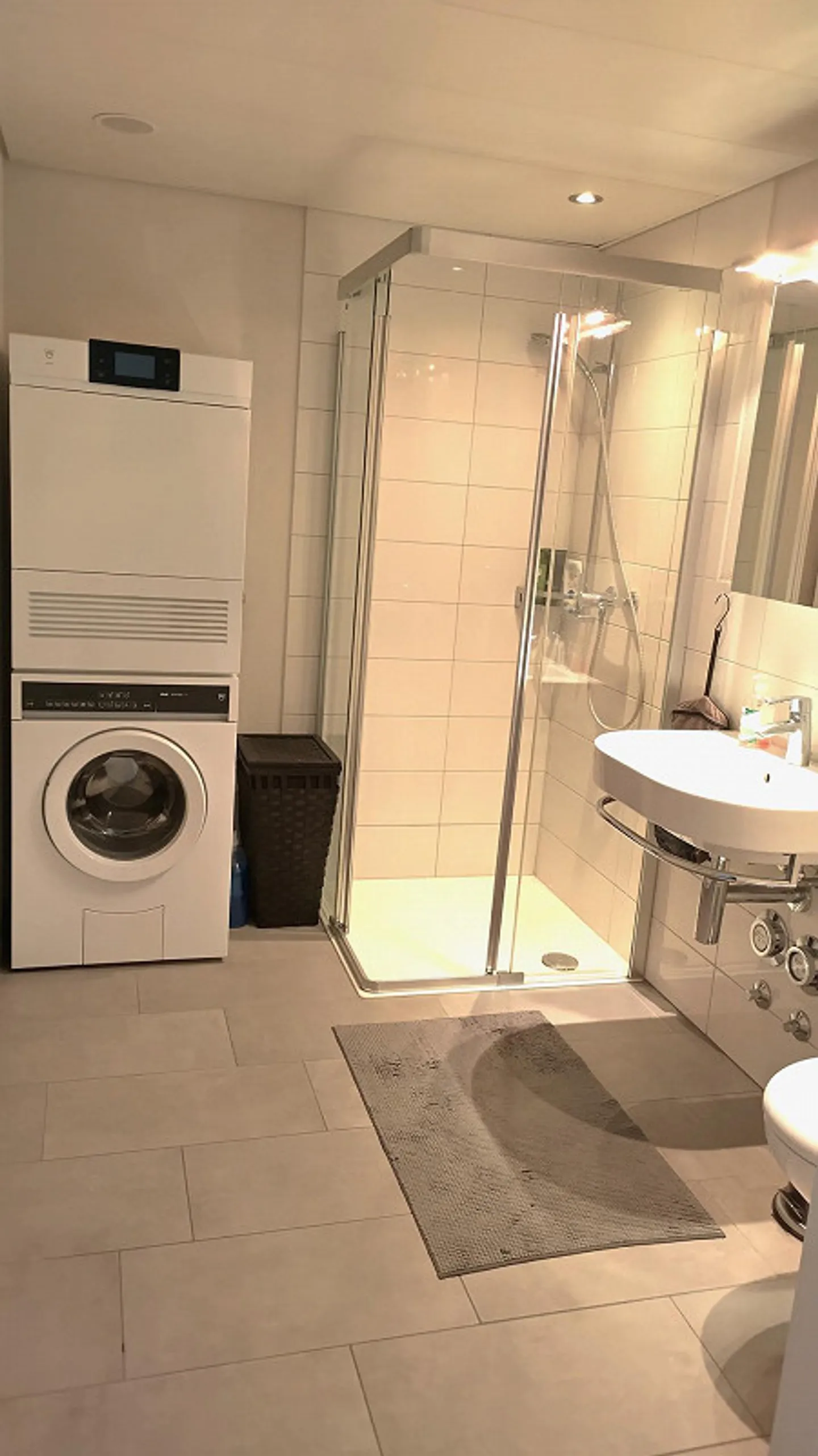 Célibataires et navetteurs à l'écoute - Studio moderne à Schindellegi - Photo 3 sur 5