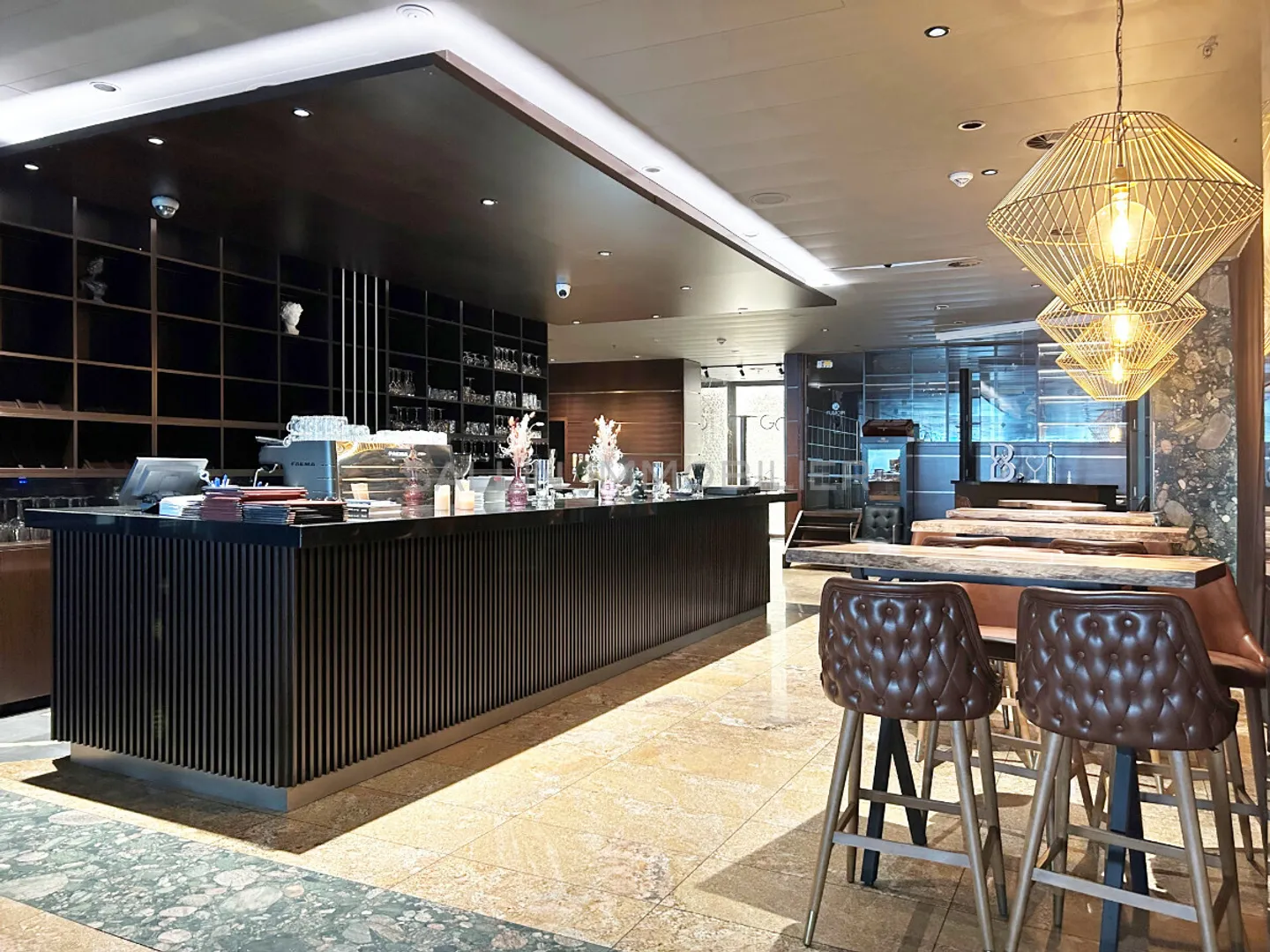 RESTAURANT/COMMERCIAL SPACE OF 418 M2 - Photo 7 of 21