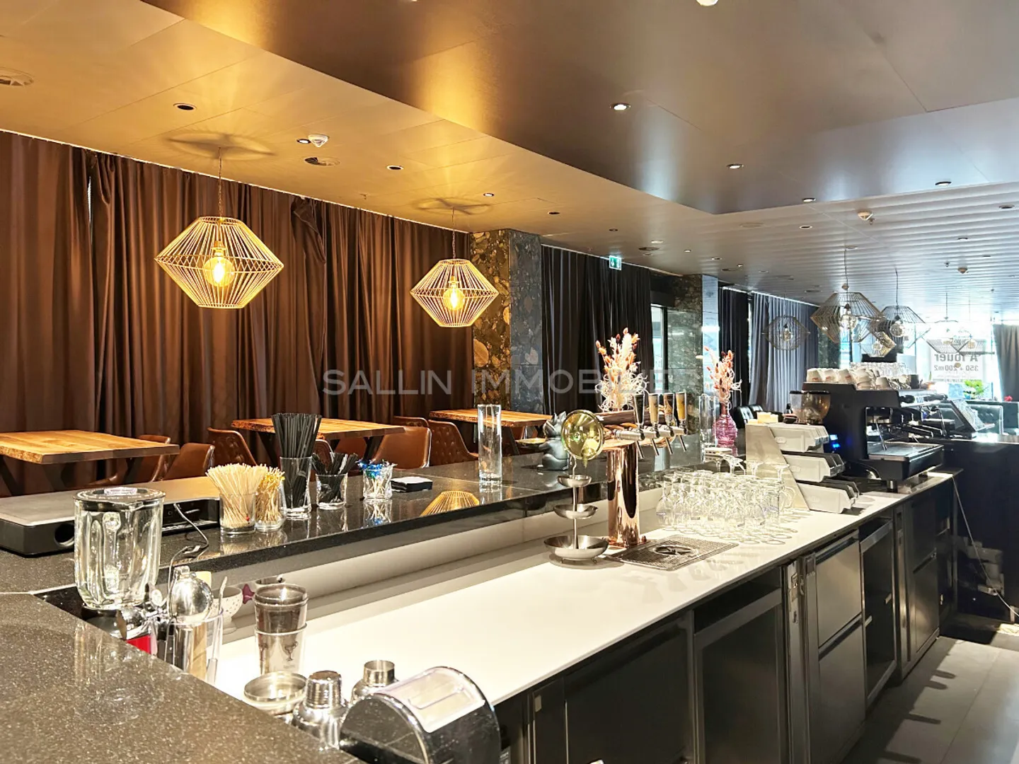 RESTAURANT/COMMERCIAL SPACE OF 418 M2 - Photo 8 of 21