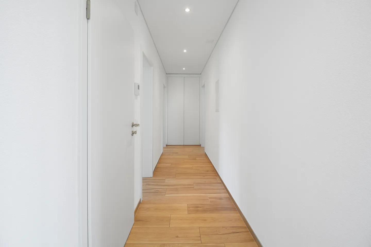 Sunny Duplex with Panoramic Views - Photo 5 of 6
