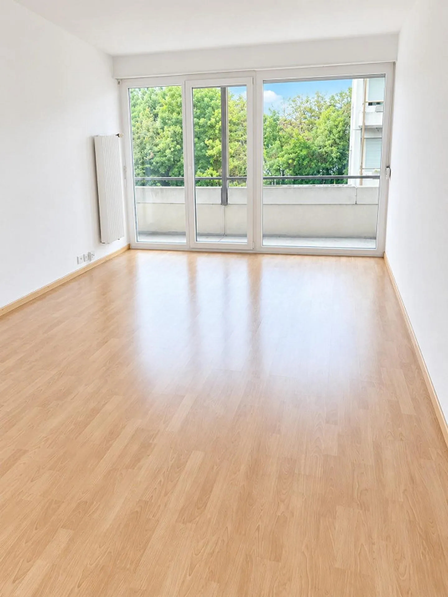 Helles Apartment mit Terrasse - Foto 2 von 5