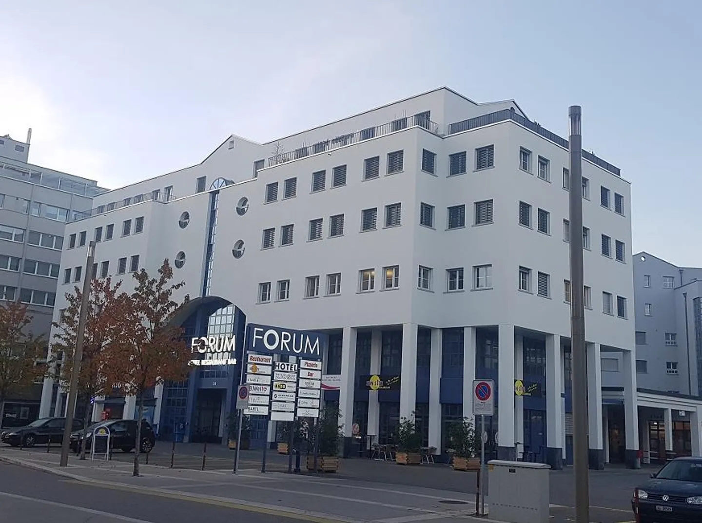 Modern office with 42 m2 in the center of Widnau - Photo 1 of 3