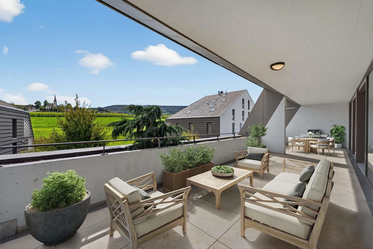Ampio appartamento di 4,5 stanze con grande terrazza - Foto 1 di 24
