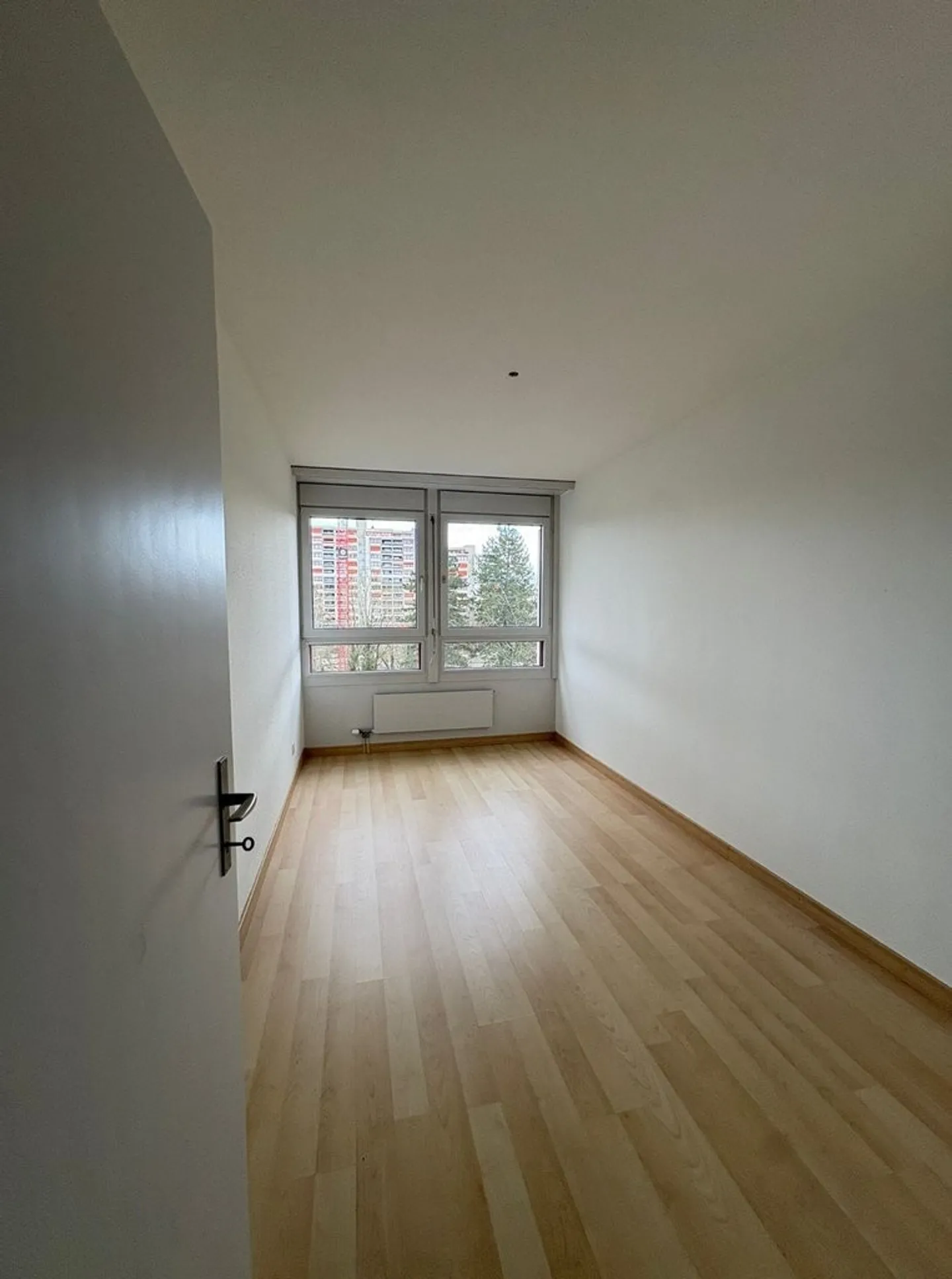 Votre nouveau chez-vous avec vue - 4,5 pièces au 7ème étage de Liebrüti - Photo 7 sur 10
