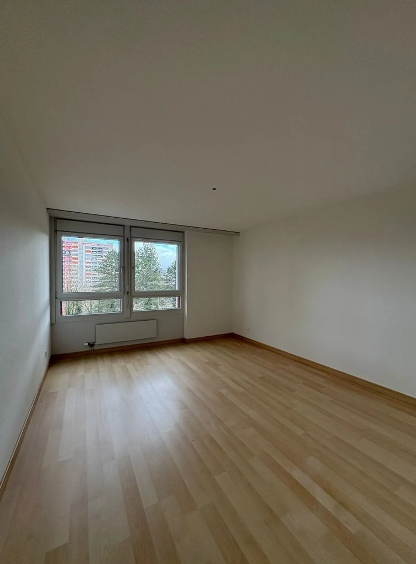 Votre nouveau chez-vous avec vue - 4,5 pièces au 7ème étage de Liebrüti - Photo 6 sur 10