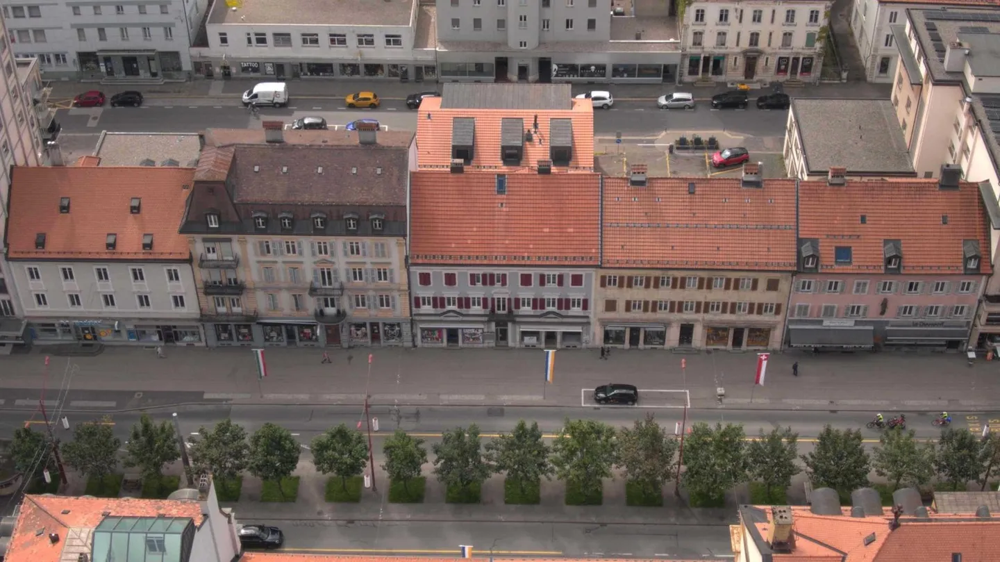 Charaktervolles Gebäude im Stadtzentrum - Foto 1 di 13