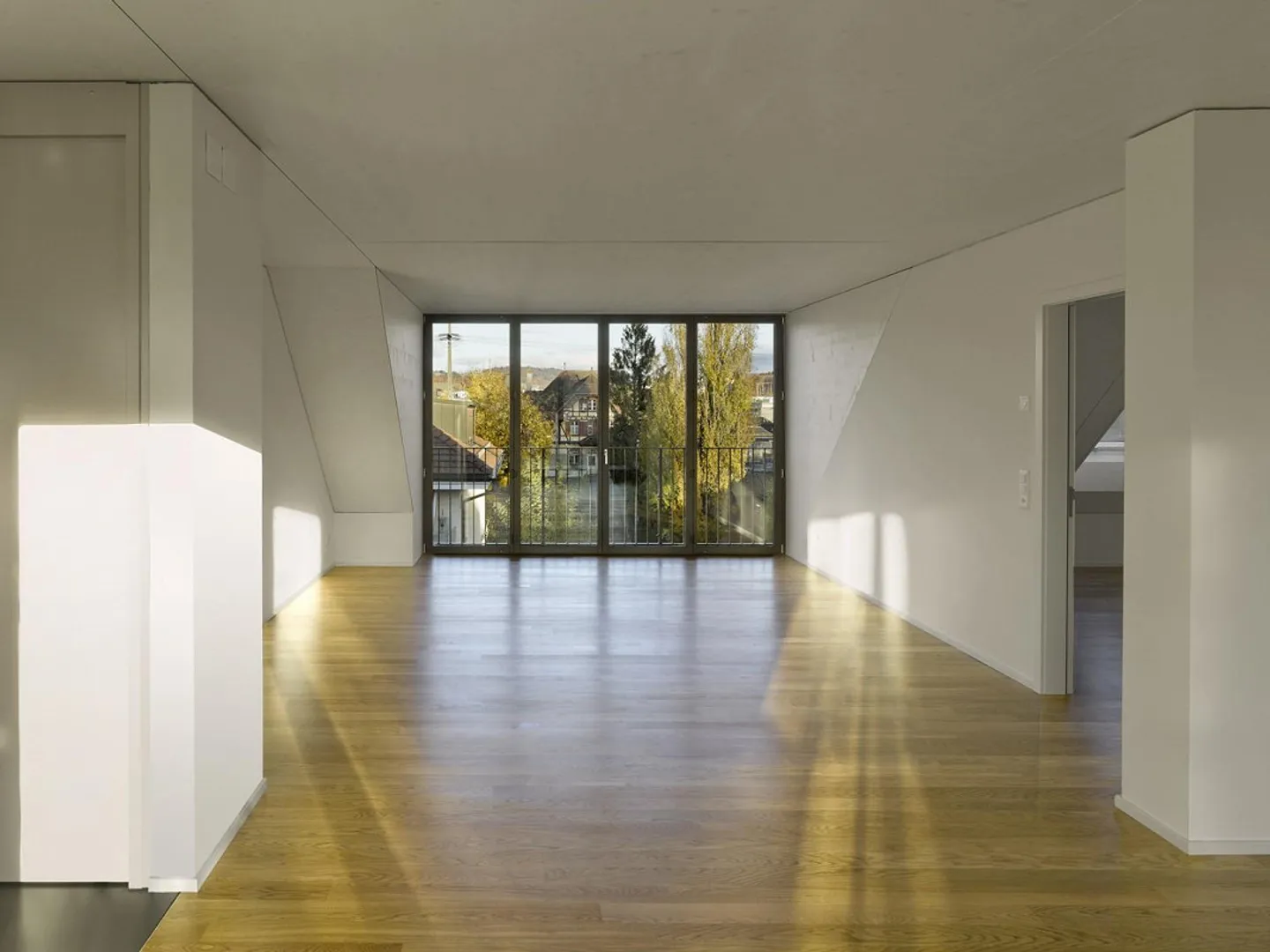 Moderne 4.5-Zimmer-Wohnung zu vermieten! - Foto 9 von 9