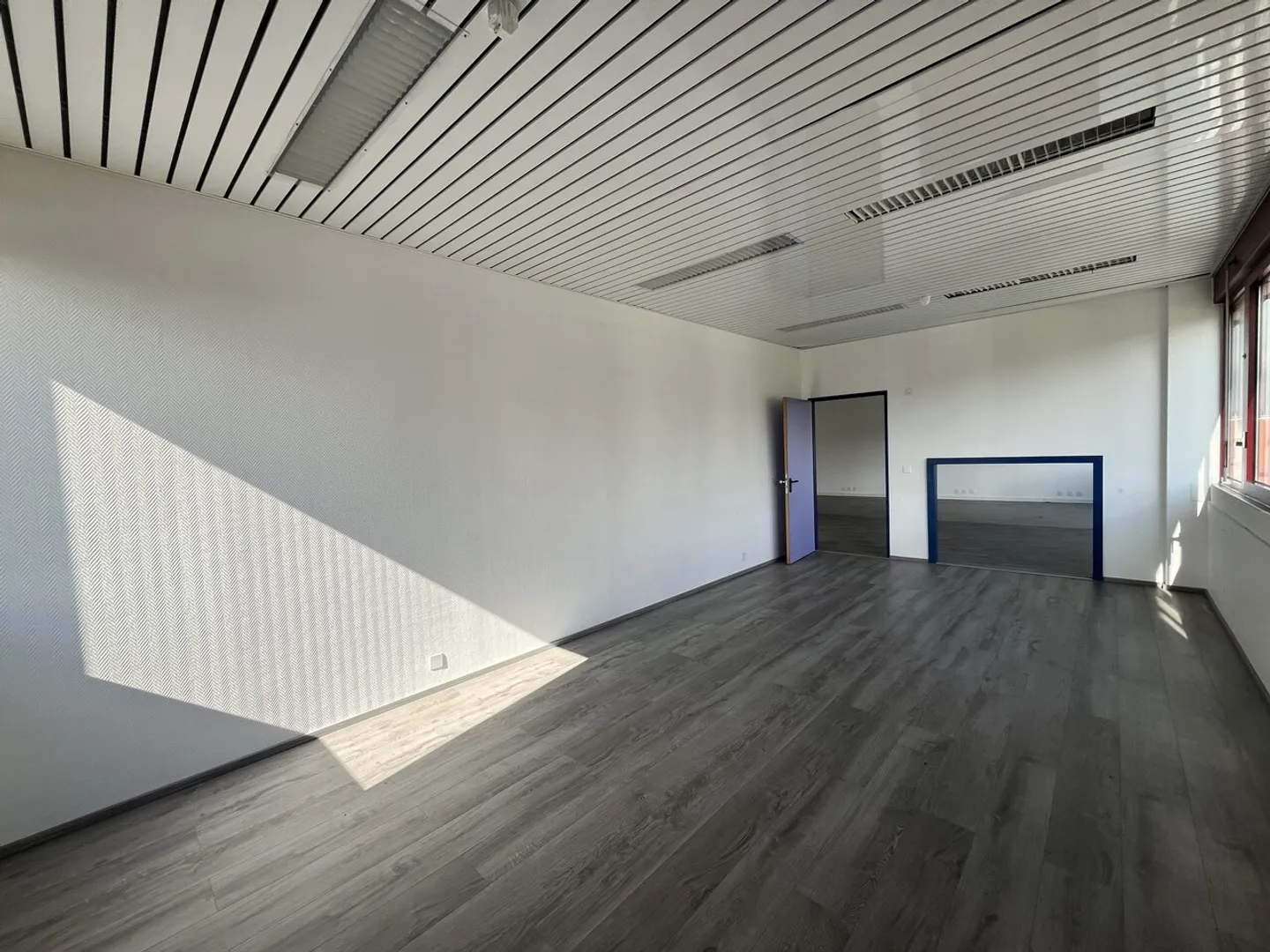 En Budron D5 - CICAB II - 1052 Le Mont-sur-Lausanne - Foto 4 di 13