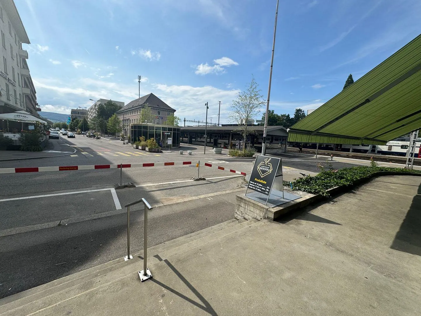 Small commercial space for rent in the heart of Schlieren - Photo 7 of 7