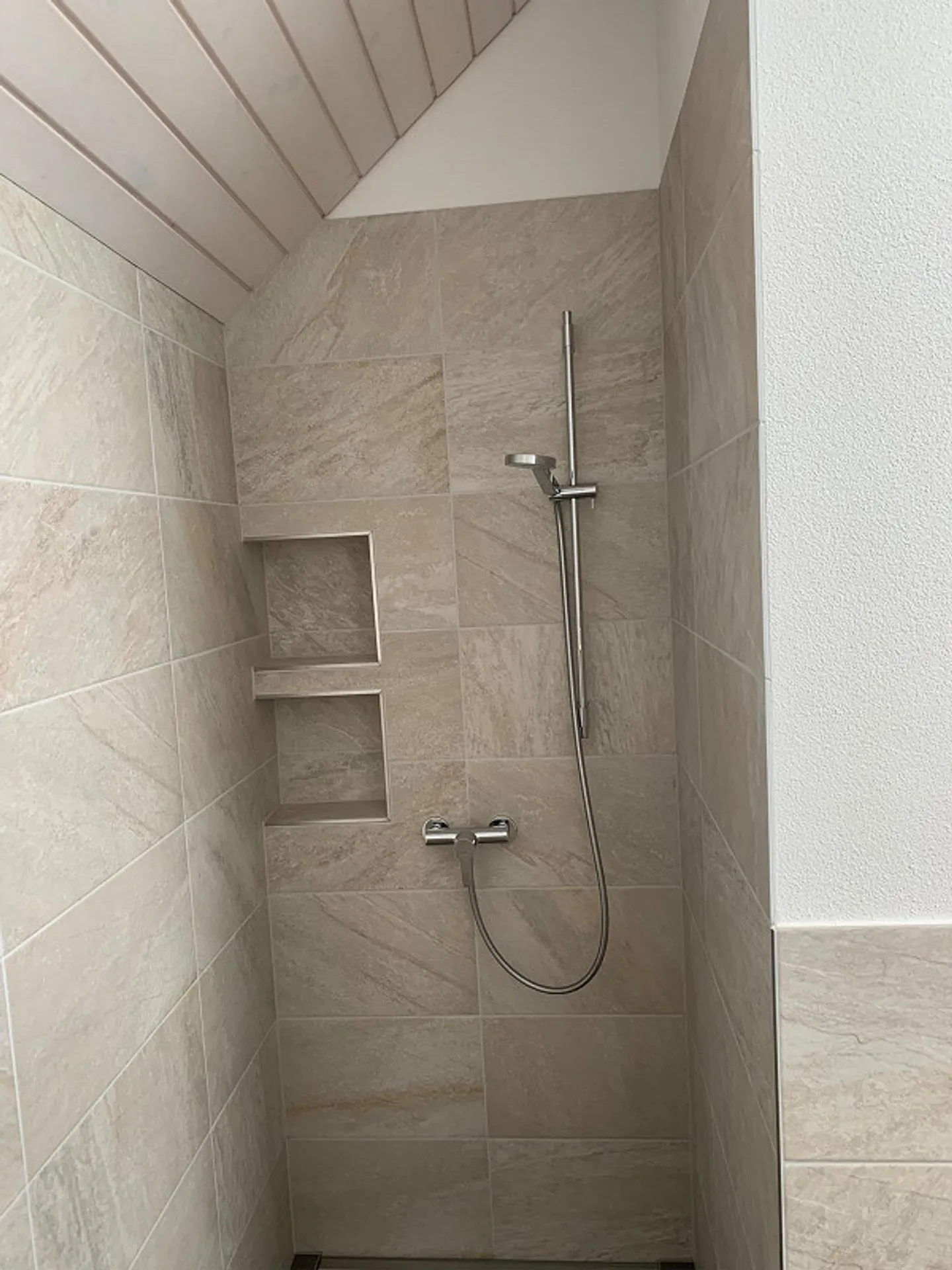Grosszügige 4.5-Zimmer-Wohnung - Foto 9 von 15