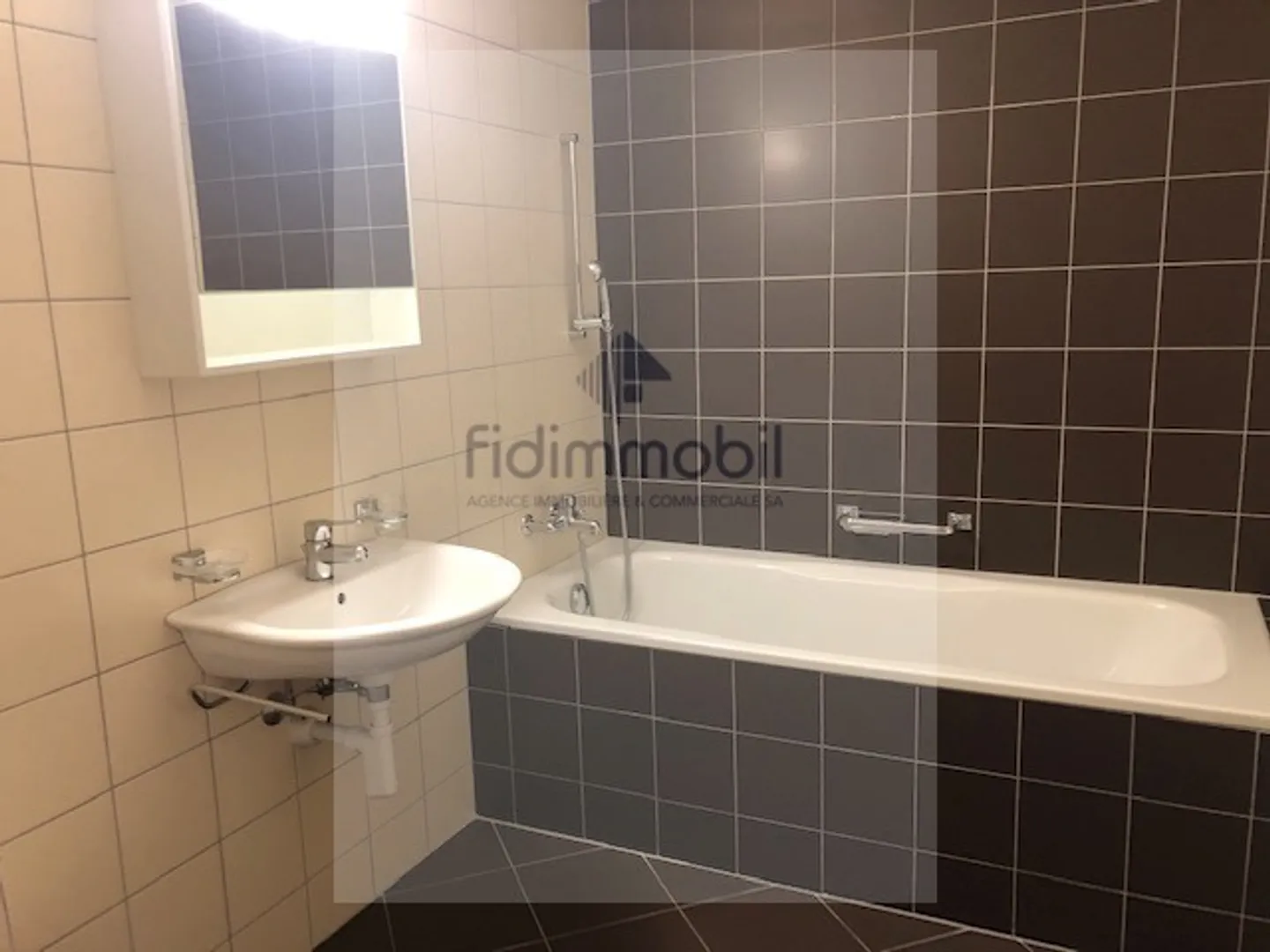 Bel Appartement - Photo 8 sur 9