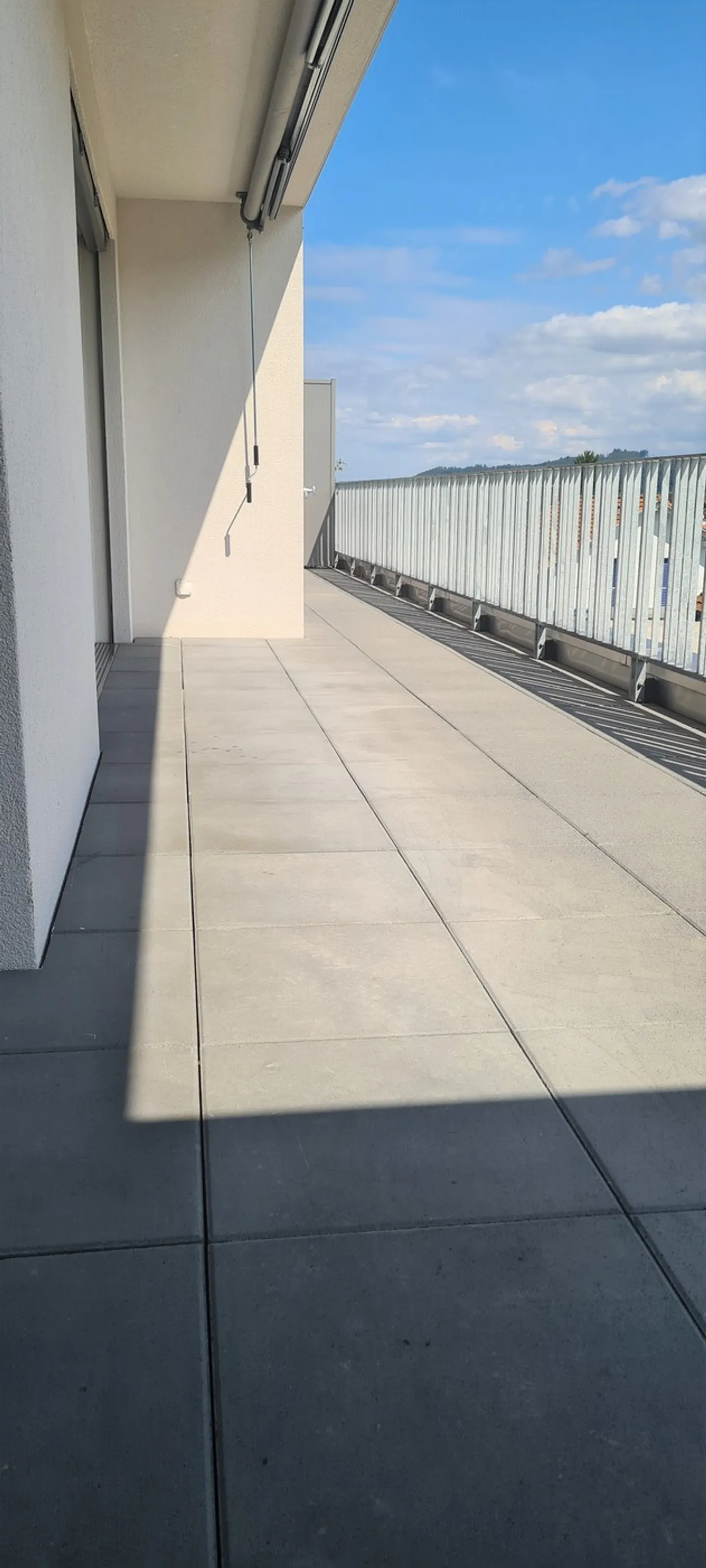 Moderne Attikawohnung mit Balkon - Foto 6 von 7