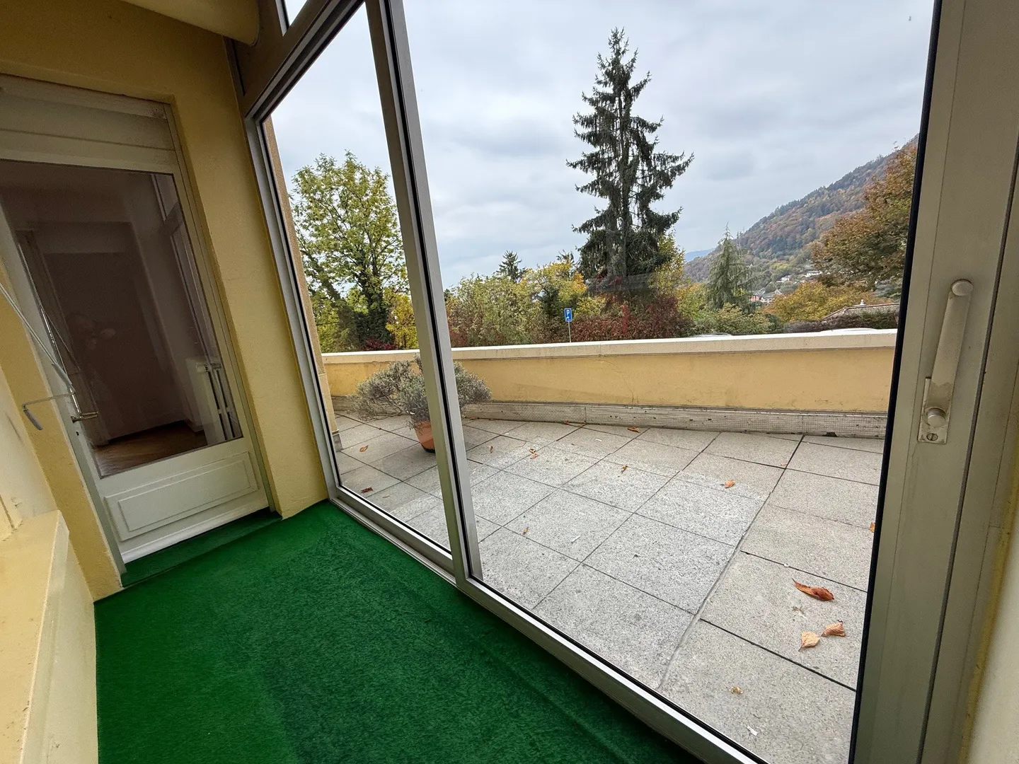 4,5-Zimmer-Wohnung im 1. Stock - Foto 9 von 11