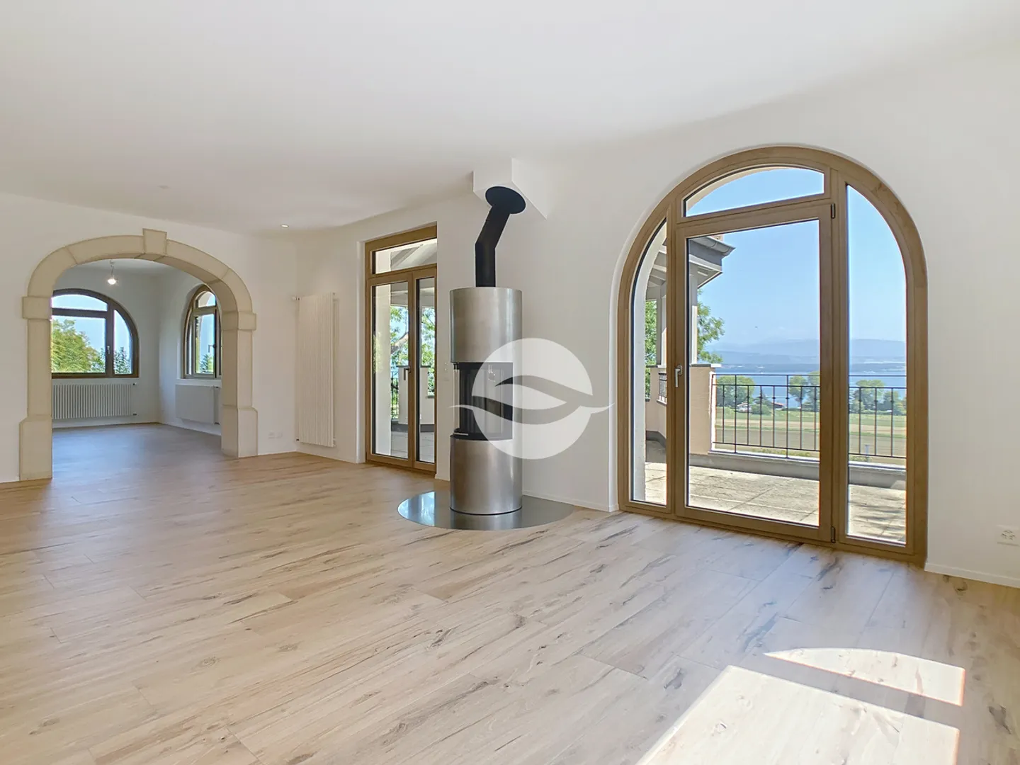 Superba casa di charme ristrutturata - VISTA LAGO e ALPI - Foto 2 di 13