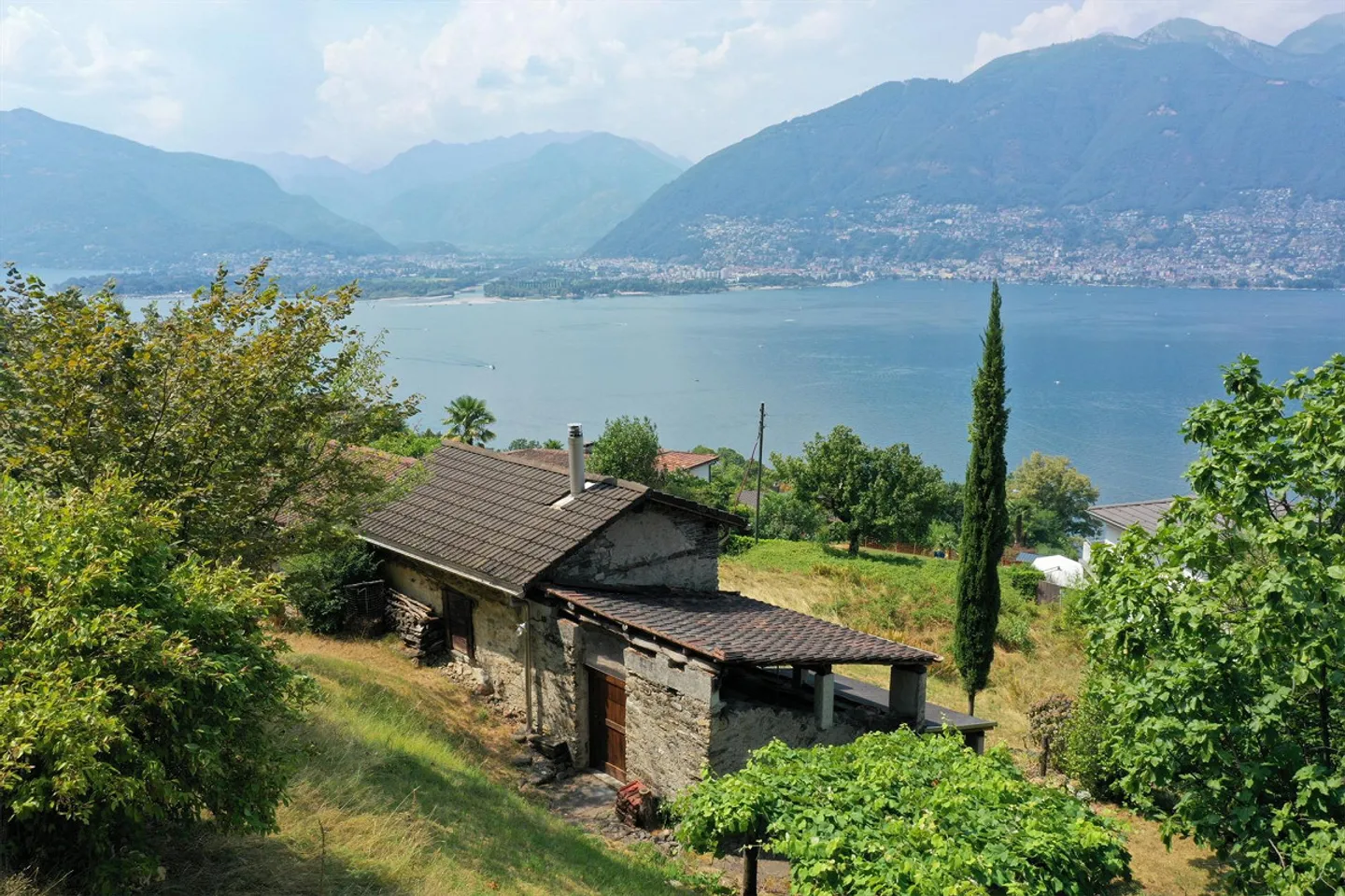 Rustico confortable avec vue panoramique sur le lac et les montagnes à Gambarogno - Photo 5 sur 19
