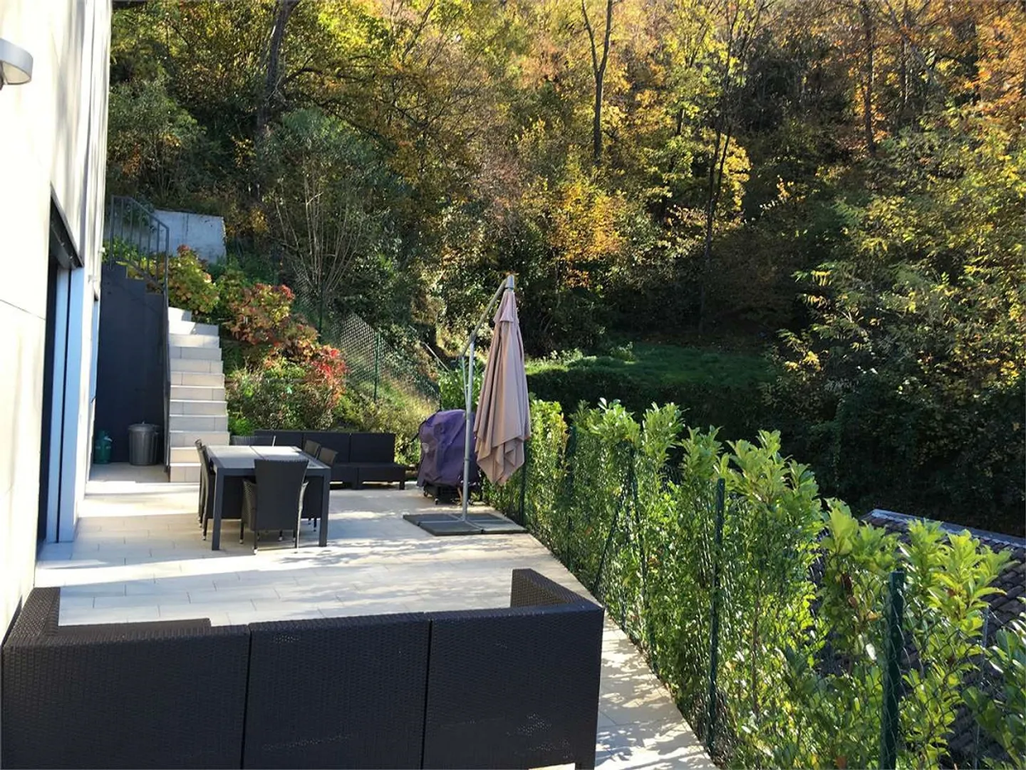 Moderne Villa mit Pool - Foto 5 von 13