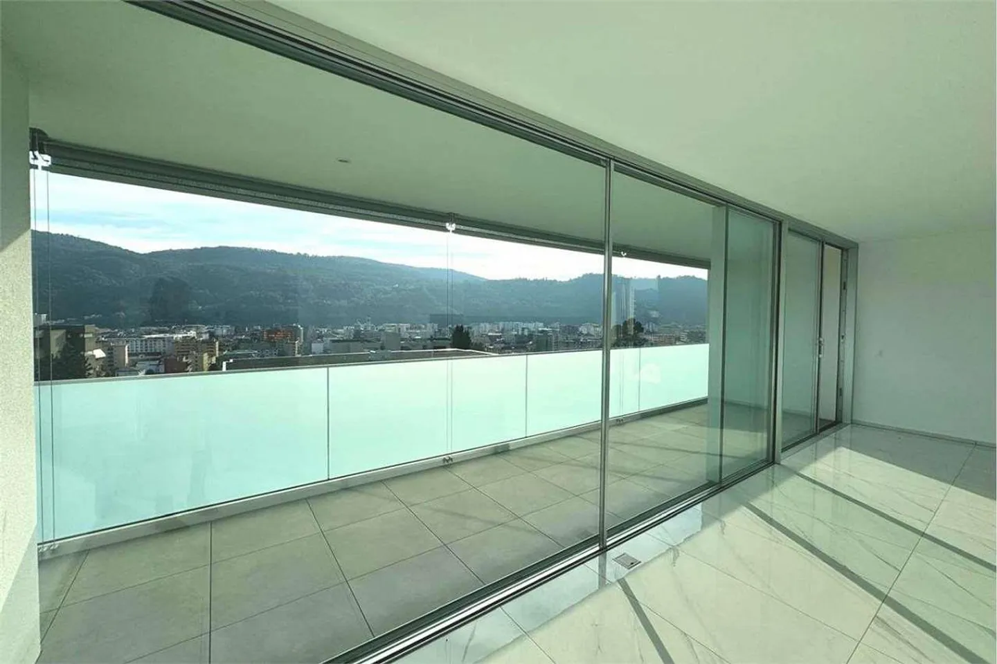 Neubau-Penthouse in Vacallo - Foto 4 von 10