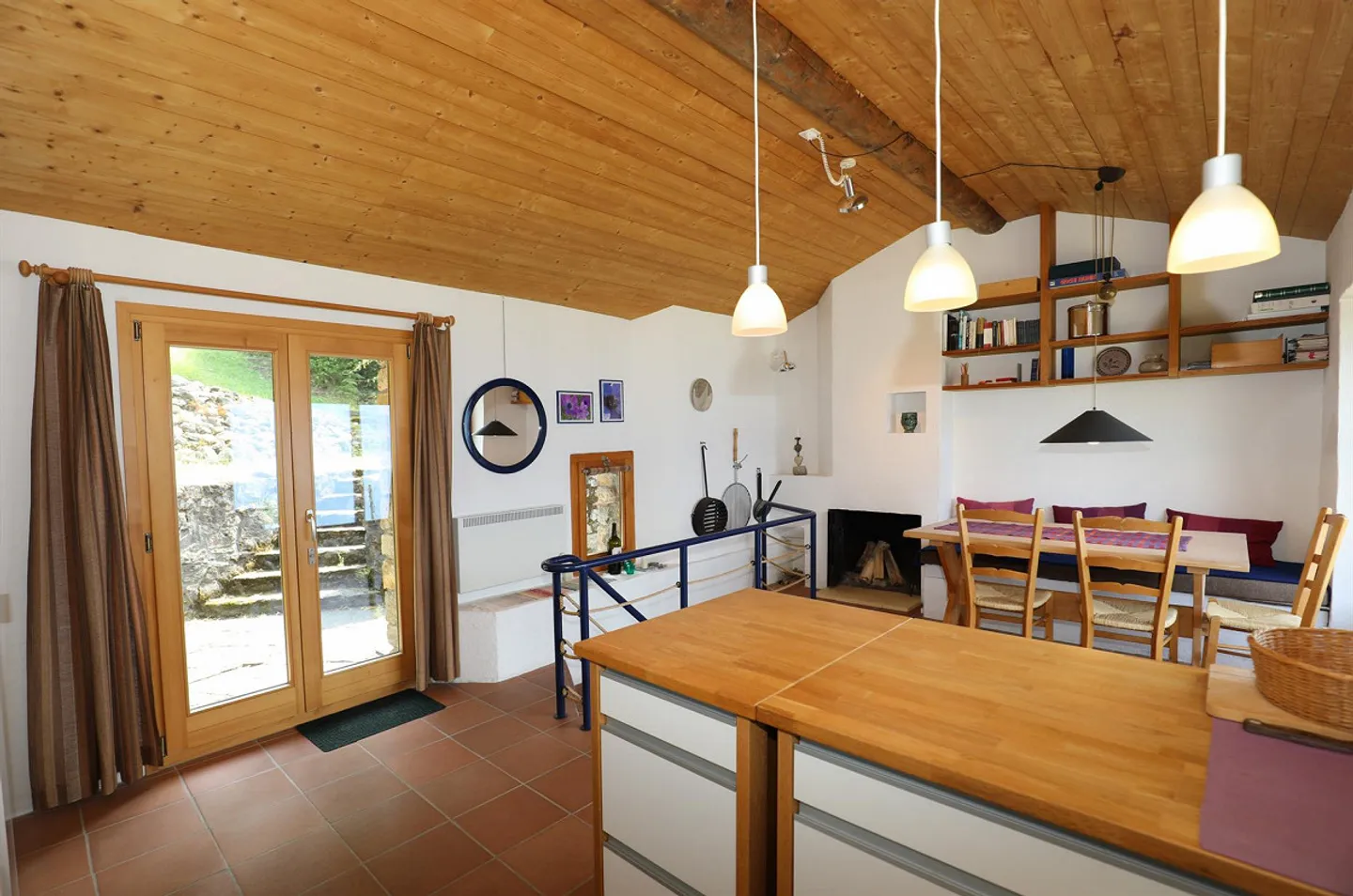 Rustico confortable avec vue panoramique sur le lac et les montagnes à Gambarogno - Photo 12 sur 19
