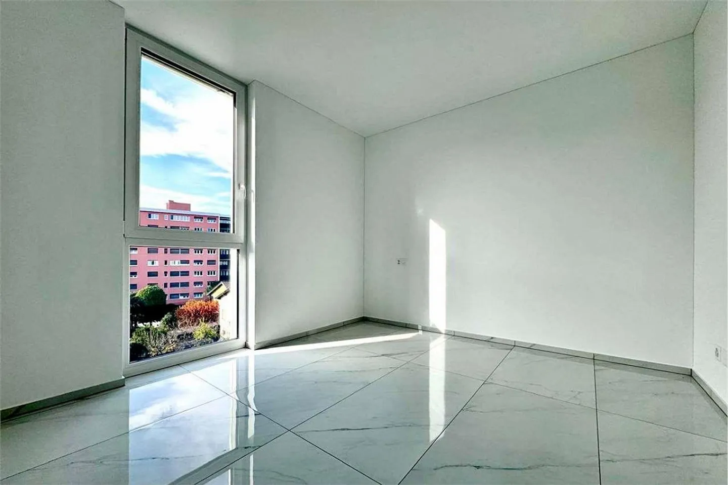 Neubau-Penthouse in Vacallo - Foto 6 von 10