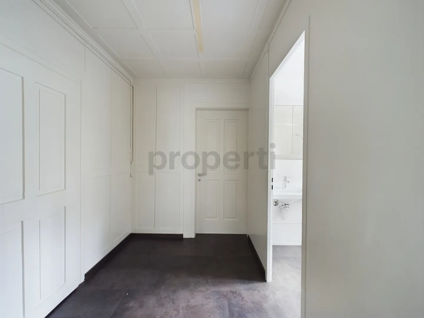 Appartamento/parte di casa accogliente di 3,5 stanze con giardino a Morschach - Foto 9 di 13