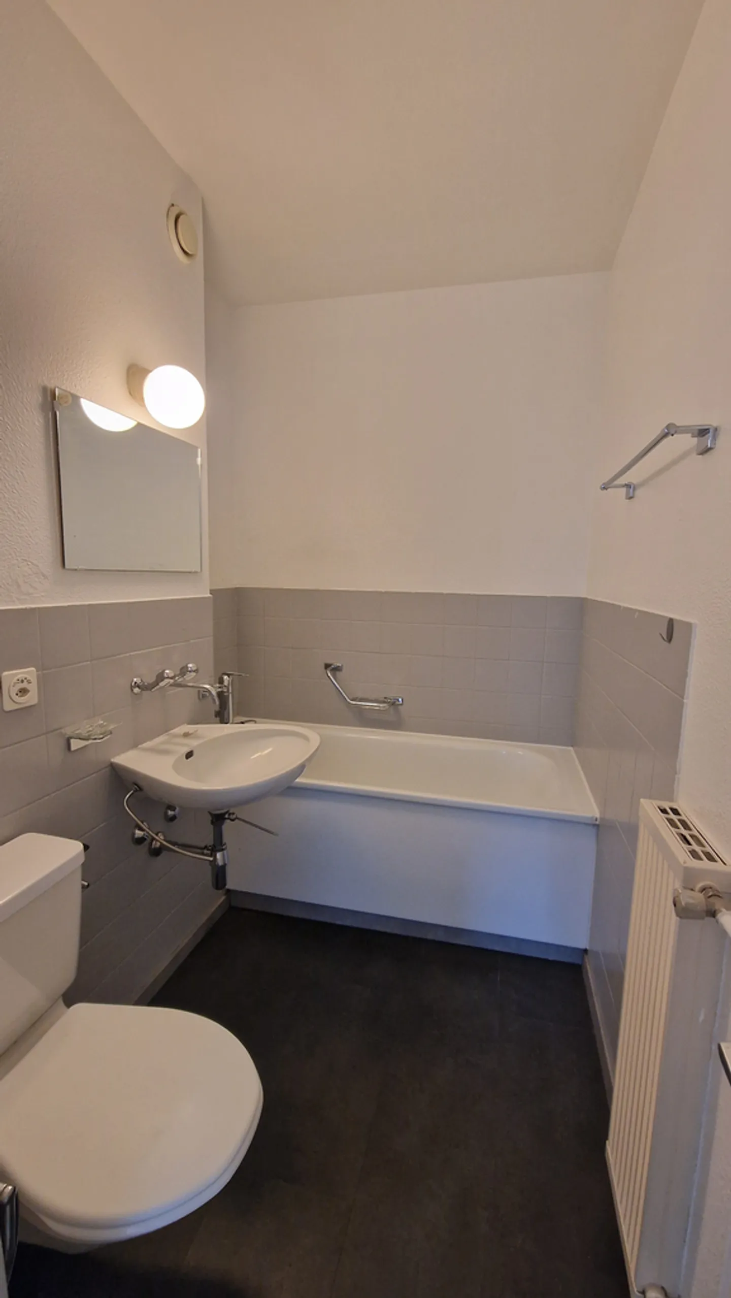 Bernex - 2 rooms on the ground floor - Photo 4 of 6