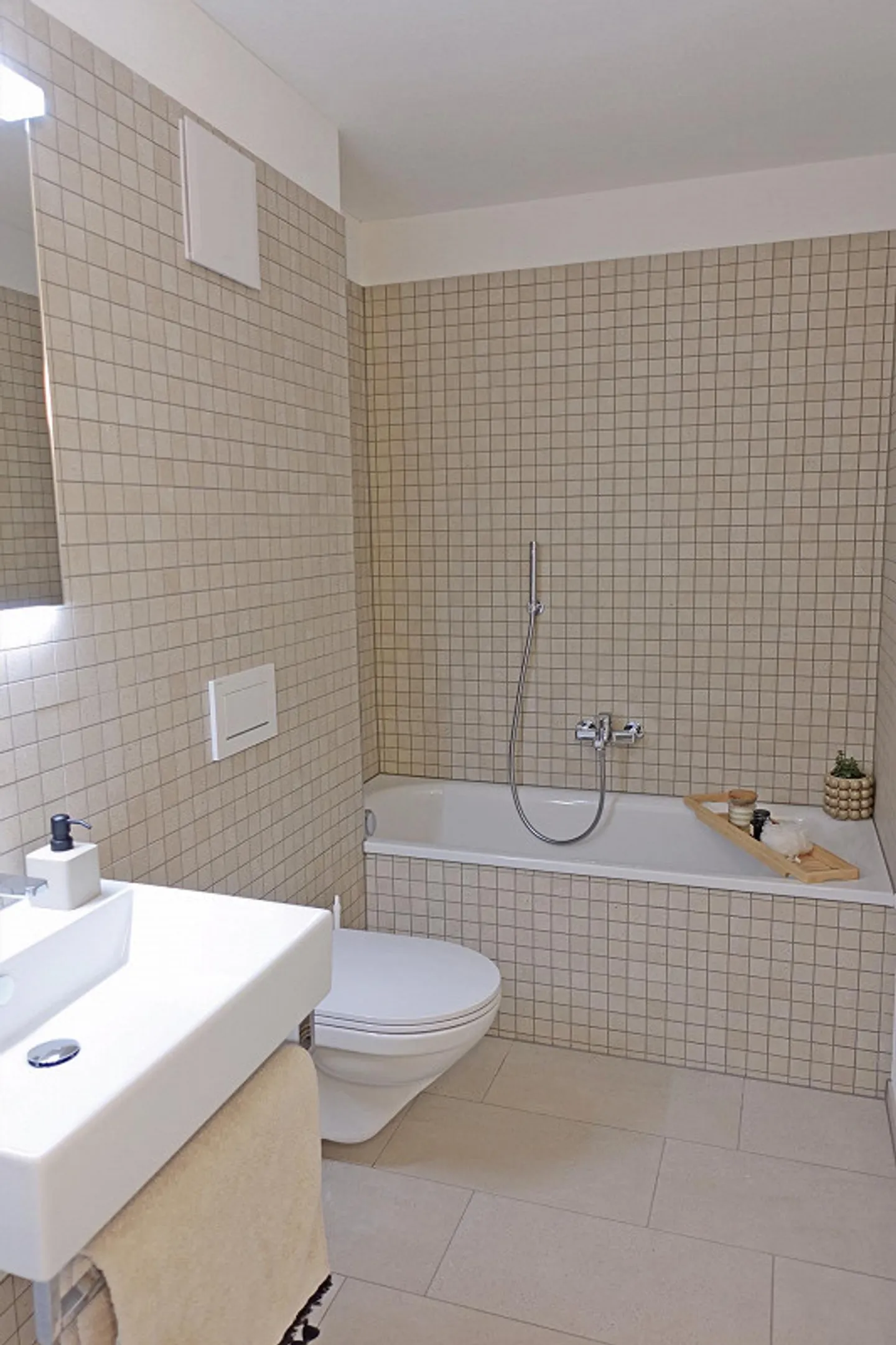 Living at Riedstrasse 7 - Photo 5 of 6